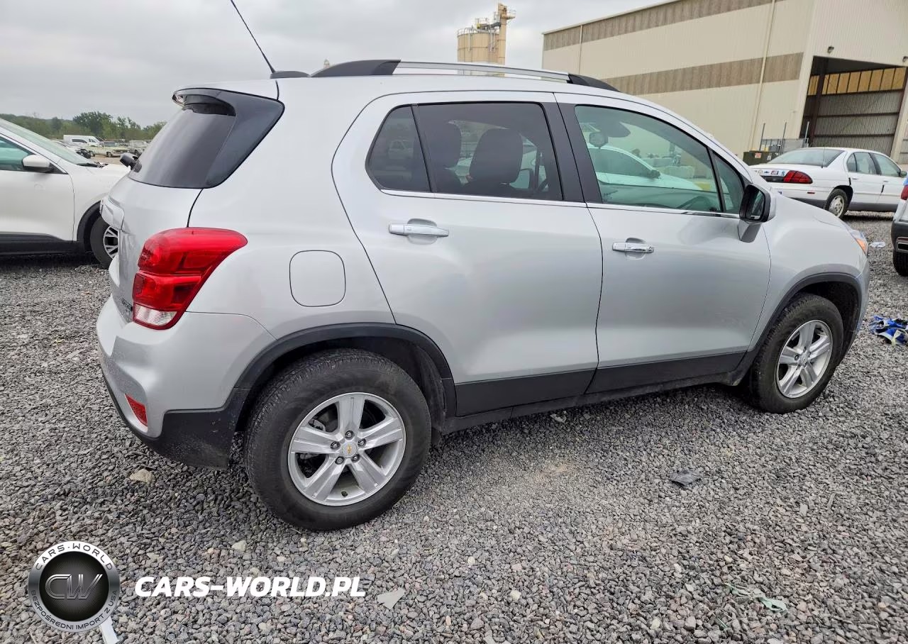 2018 Chevrolet Trax 1Lt VIN:KL7CJPSB8JB610328 - 3