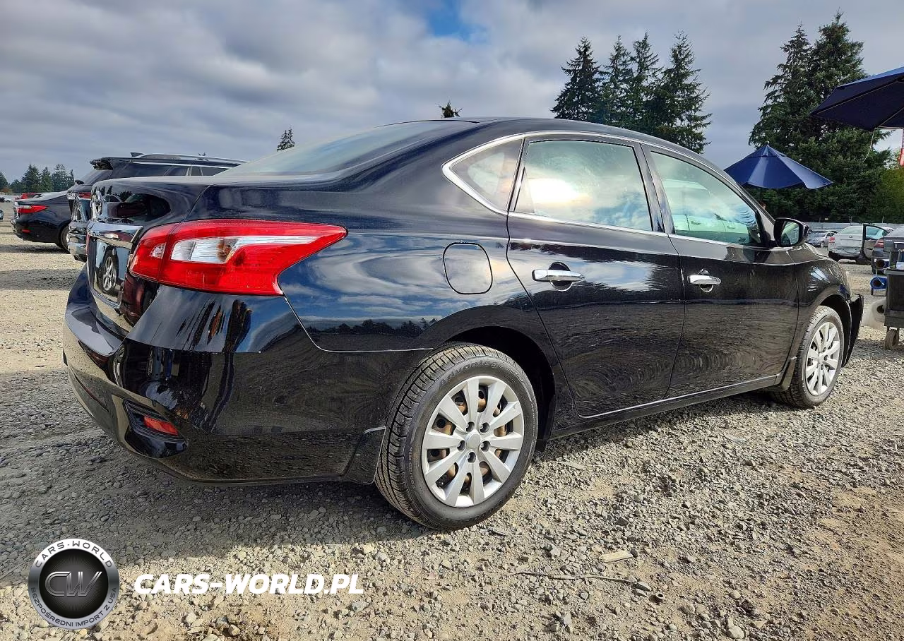2017 Nissan Sentra S VIN:3N1AB7AP6HY255596 - 3