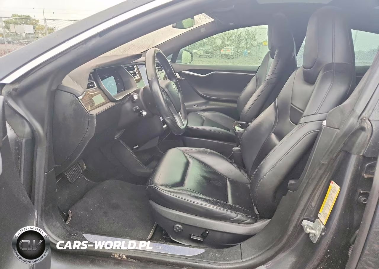 2015 Tesla Model S 85D VIN:5YJSA1H28FF083074 - 7