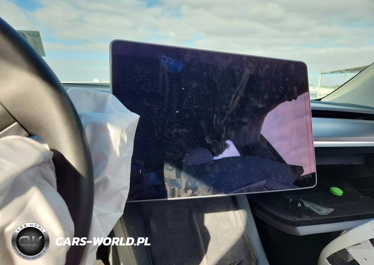 2021 Tesla Model Y VIN:5YJYGDEE3MF282829 - 9