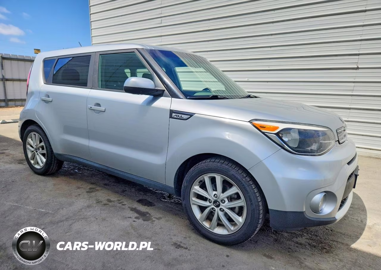 2017 Kia Soul + VIN:KNDJP3A56H7416715 - 4