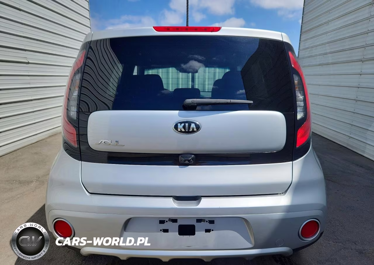 2017 Kia Soul + VIN:KNDJP3A56H7416715 - 6