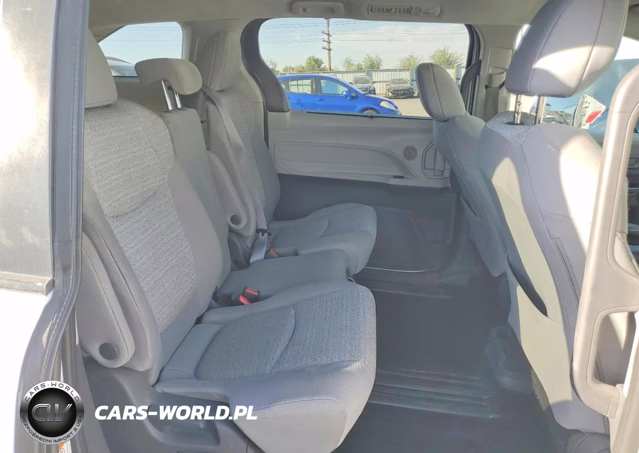 2021 Toyota Sienna Le VIN:5TDKRKECXMS006632 - 11
