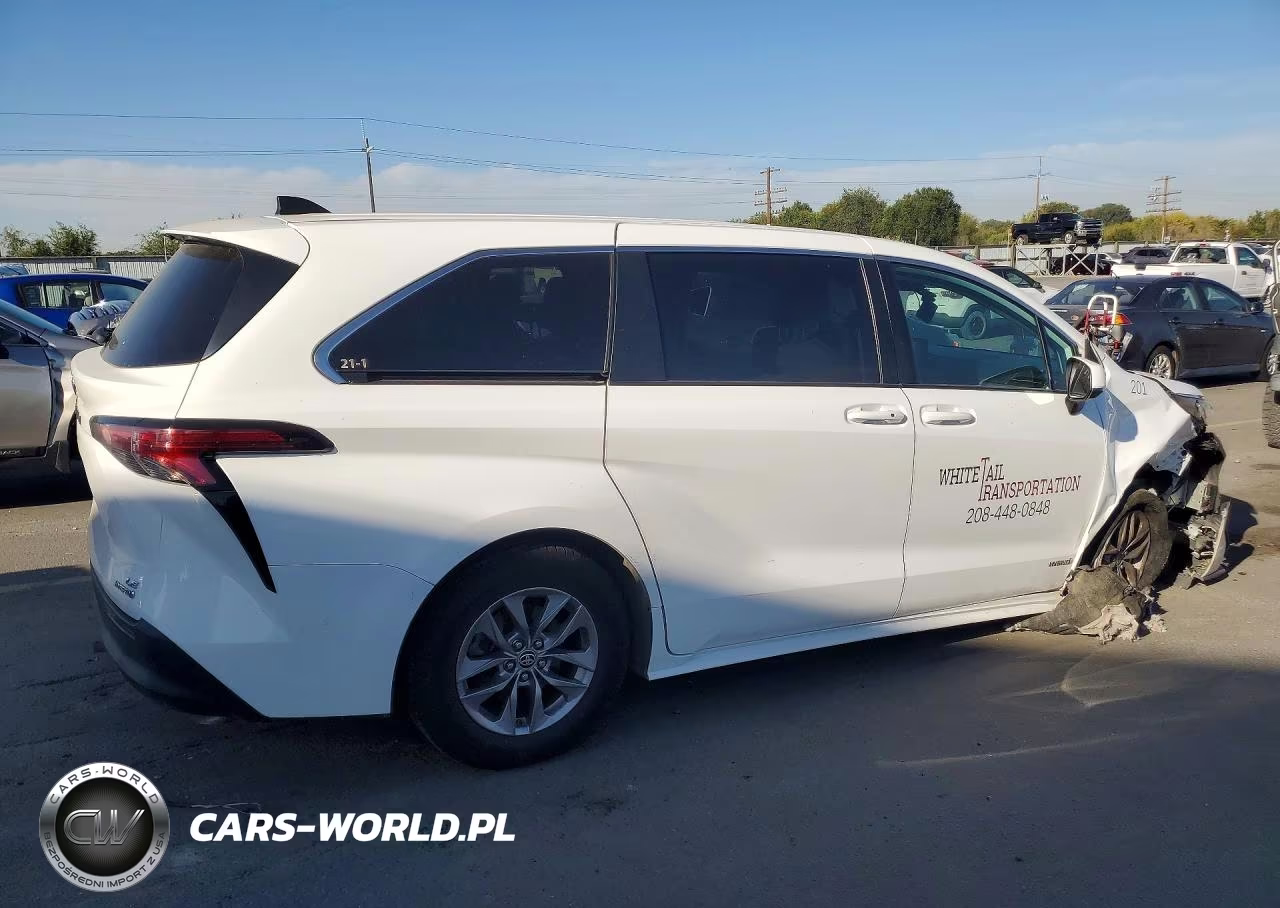 2021 Toyota Sienna Le VIN:5TDKRKECXMS006632 - 3