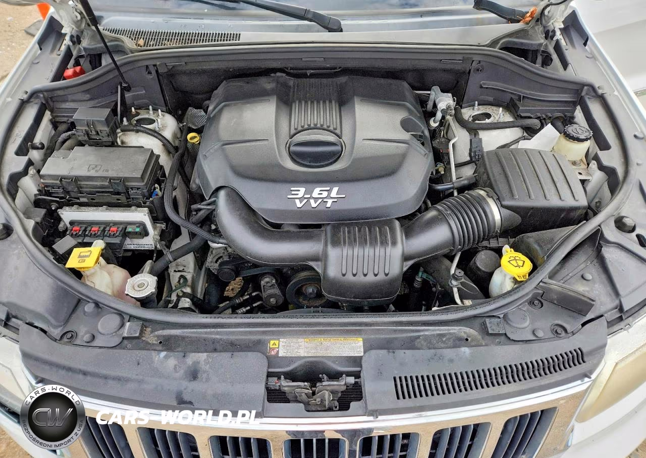 2013 Jeep Grand Cherokee Laredo VIN:1C4RJFAG1DC513040 - 12