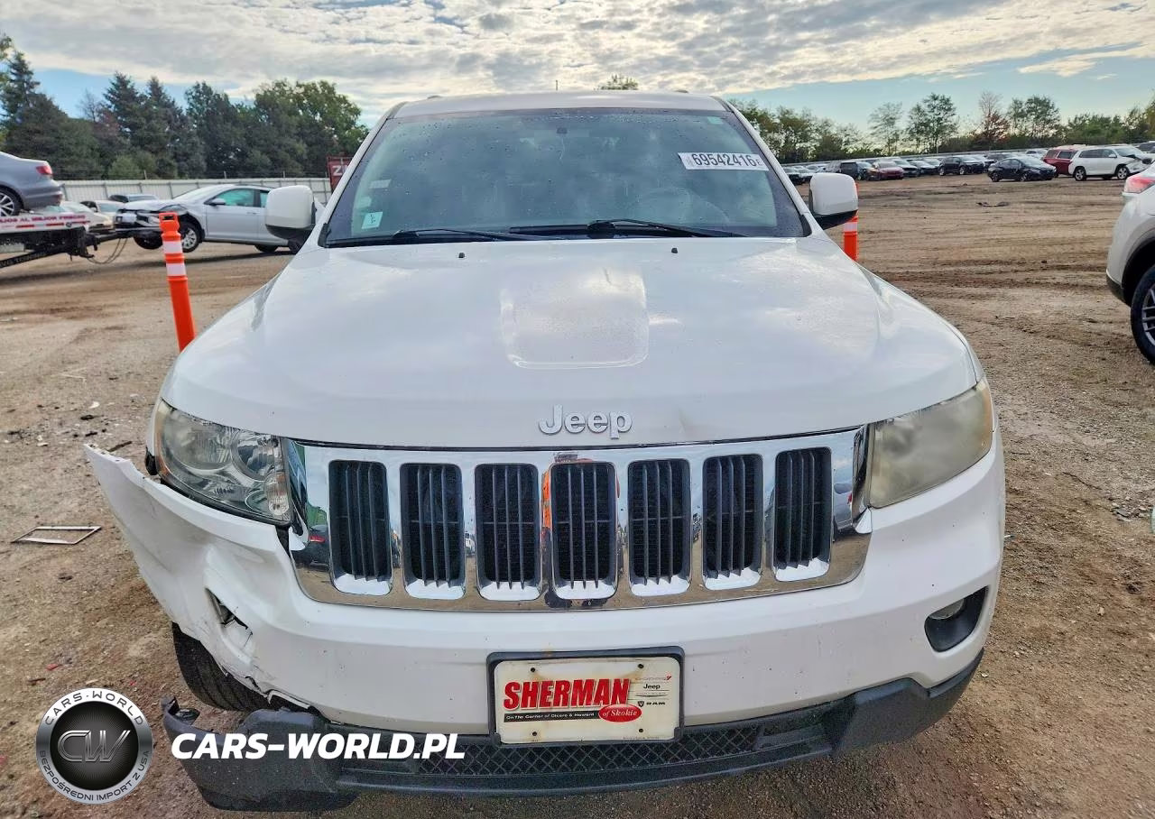 2013 Jeep Grand Cherokee Laredo VIN:1C4RJFAG1DC513040 - 5
