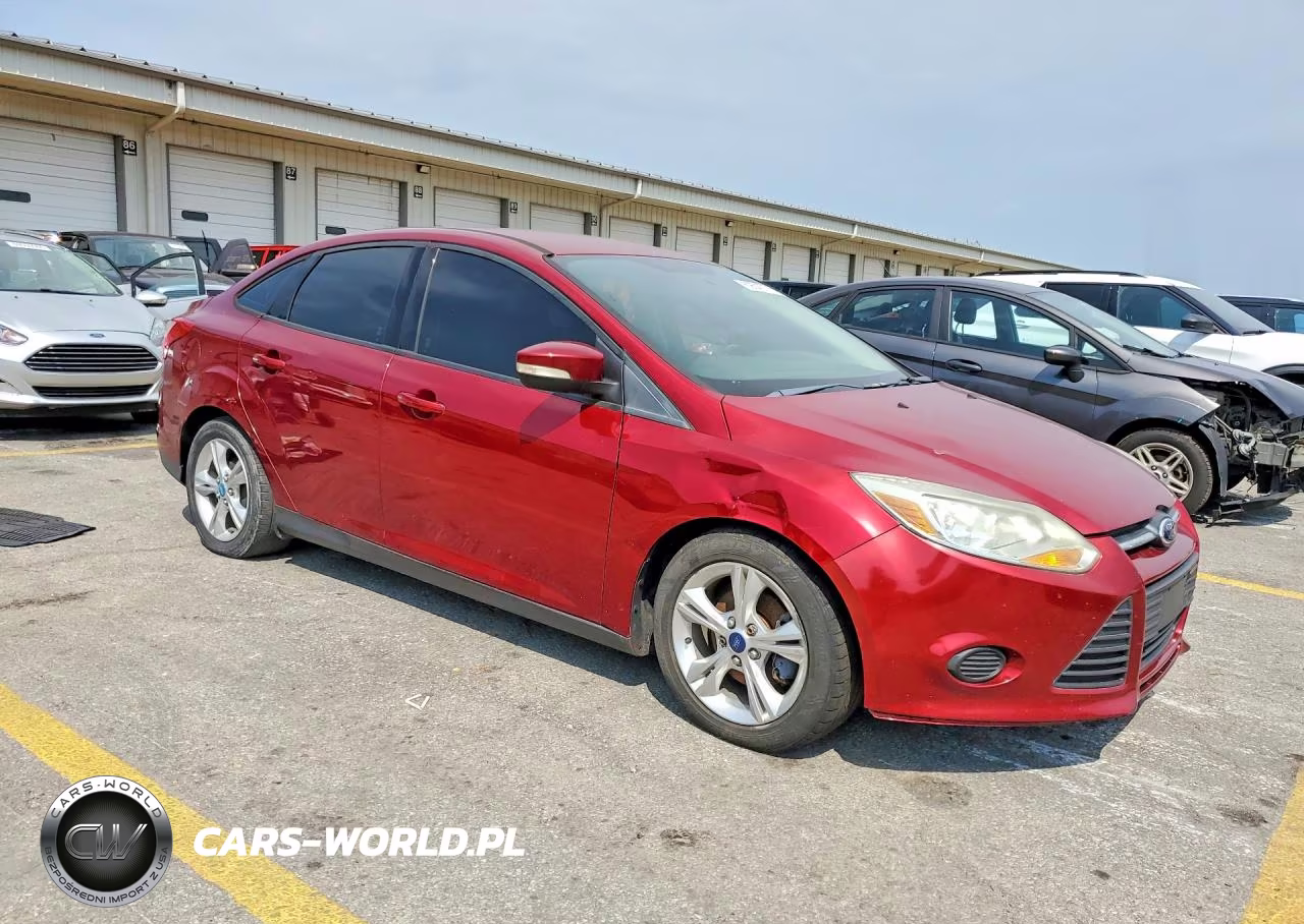 2014 Ford Focus Se VIN:1FADP3F26EL266433 - 4