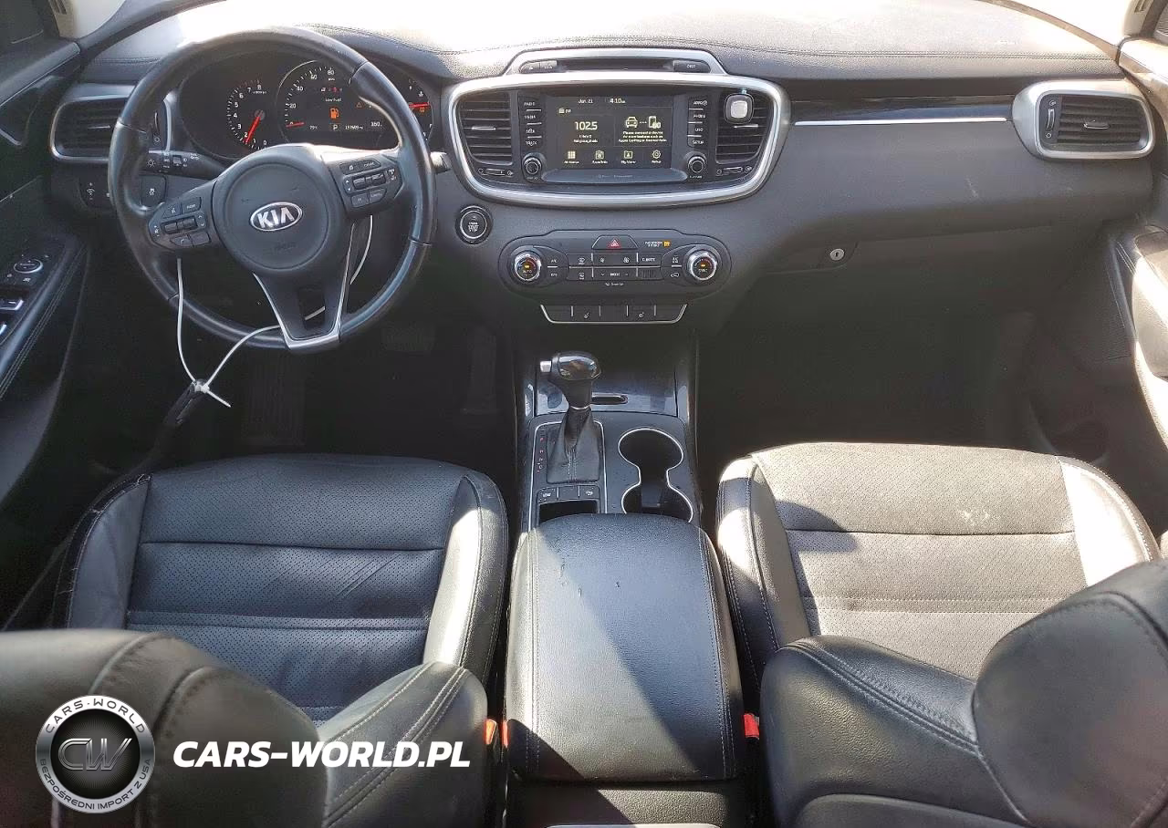 2017 Kia Sorento Ex VIN:5XYPH4A50HG200746 - 8