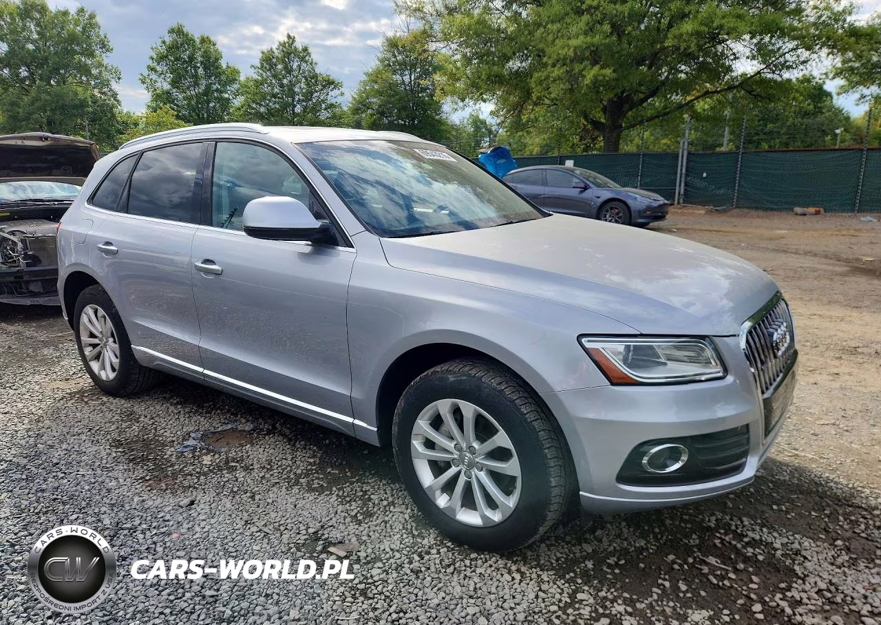 2015 Audi Q5 Premium VIN:WA1CFAFP2FA142482 - 4
