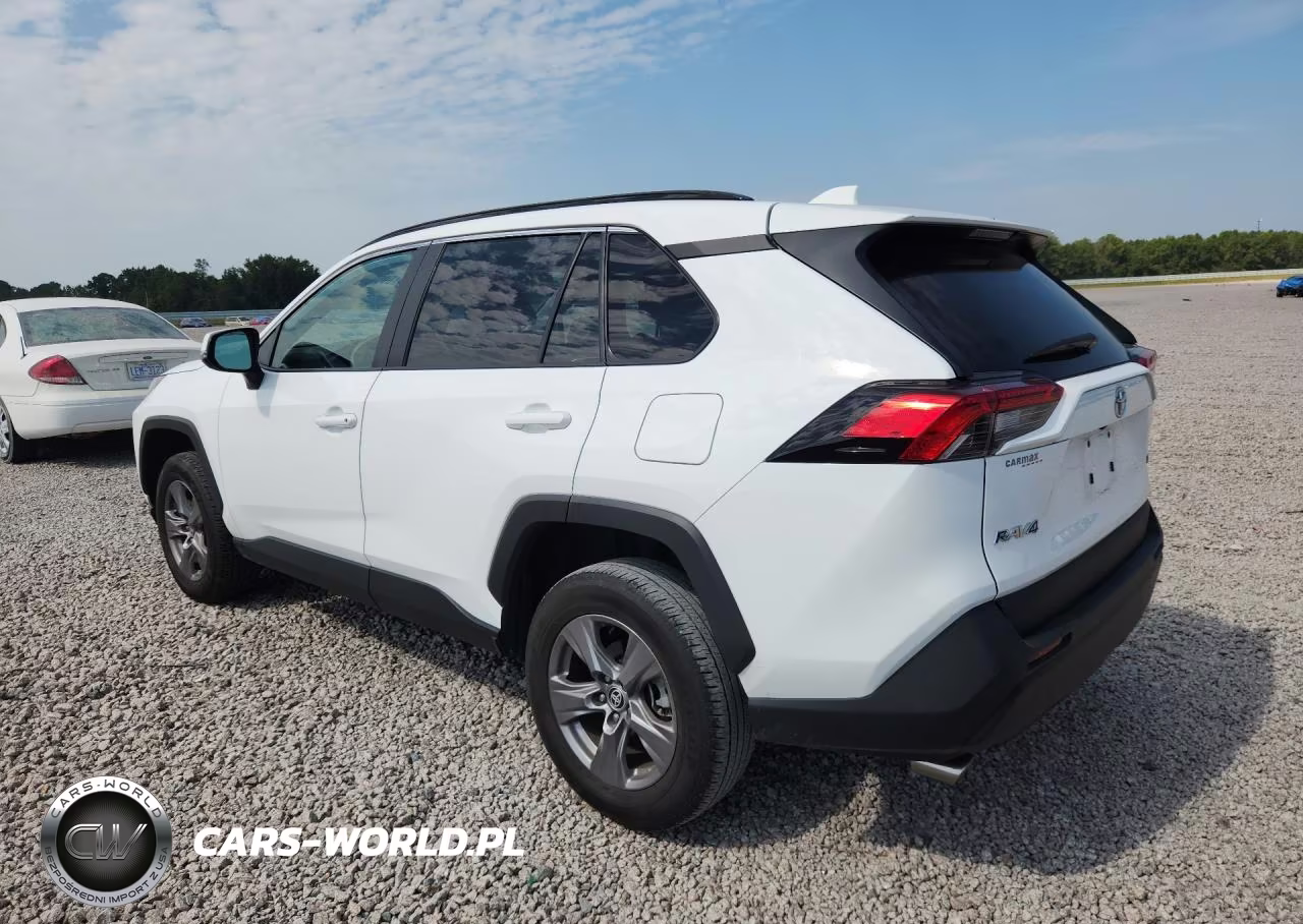 2023 Toyota Rav4 Xle VIN:2T3W1RFVXPC250321 - 2