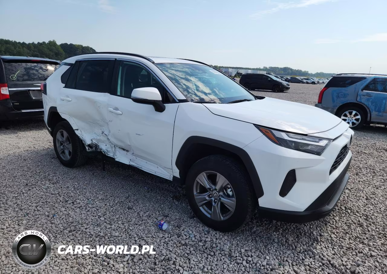 2023 Toyota Rav4 Xle VIN:2T3W1RFVXPC250321 - 4