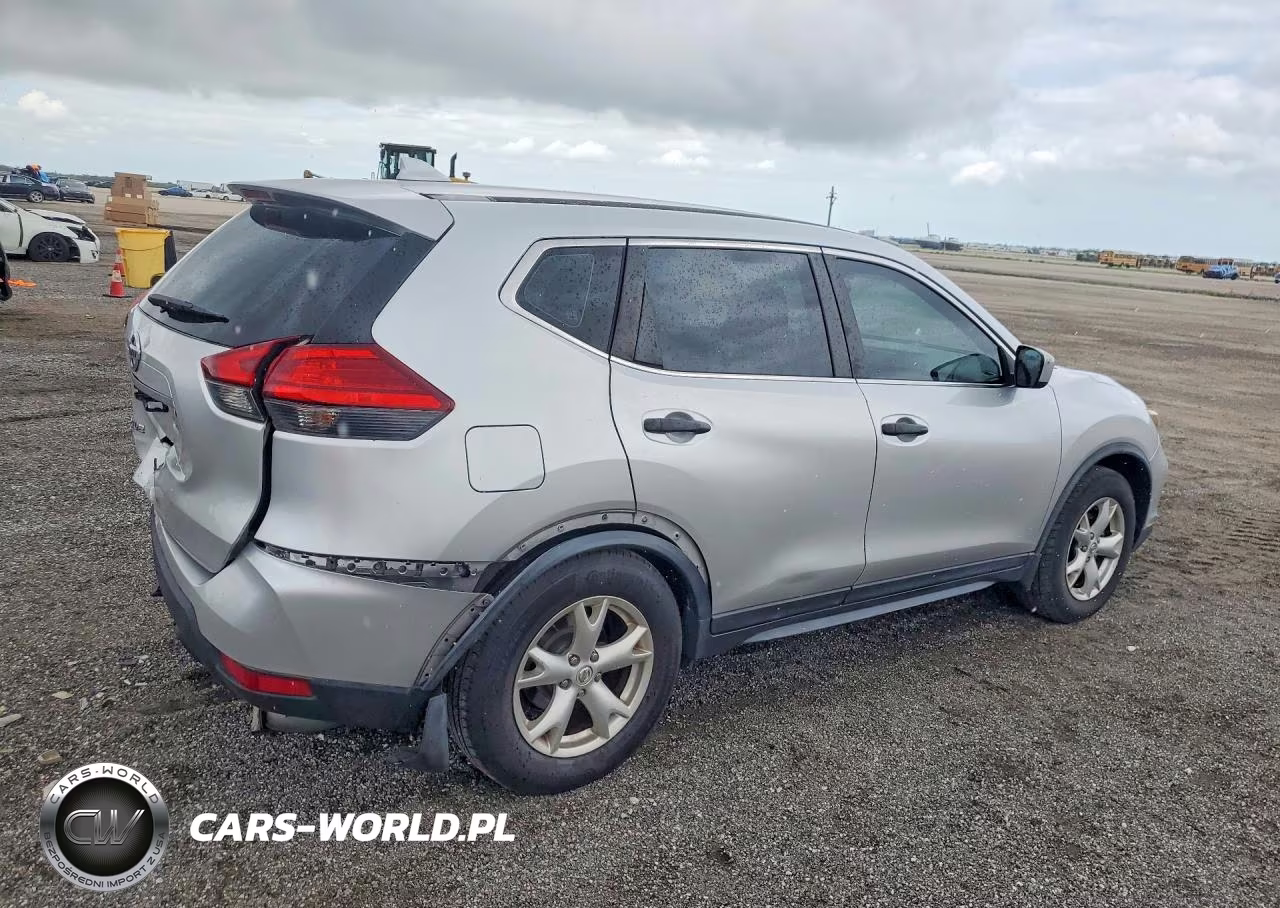 2017 Nissan Rogue S VIN:JN8AT2MT0HW383723 - 3