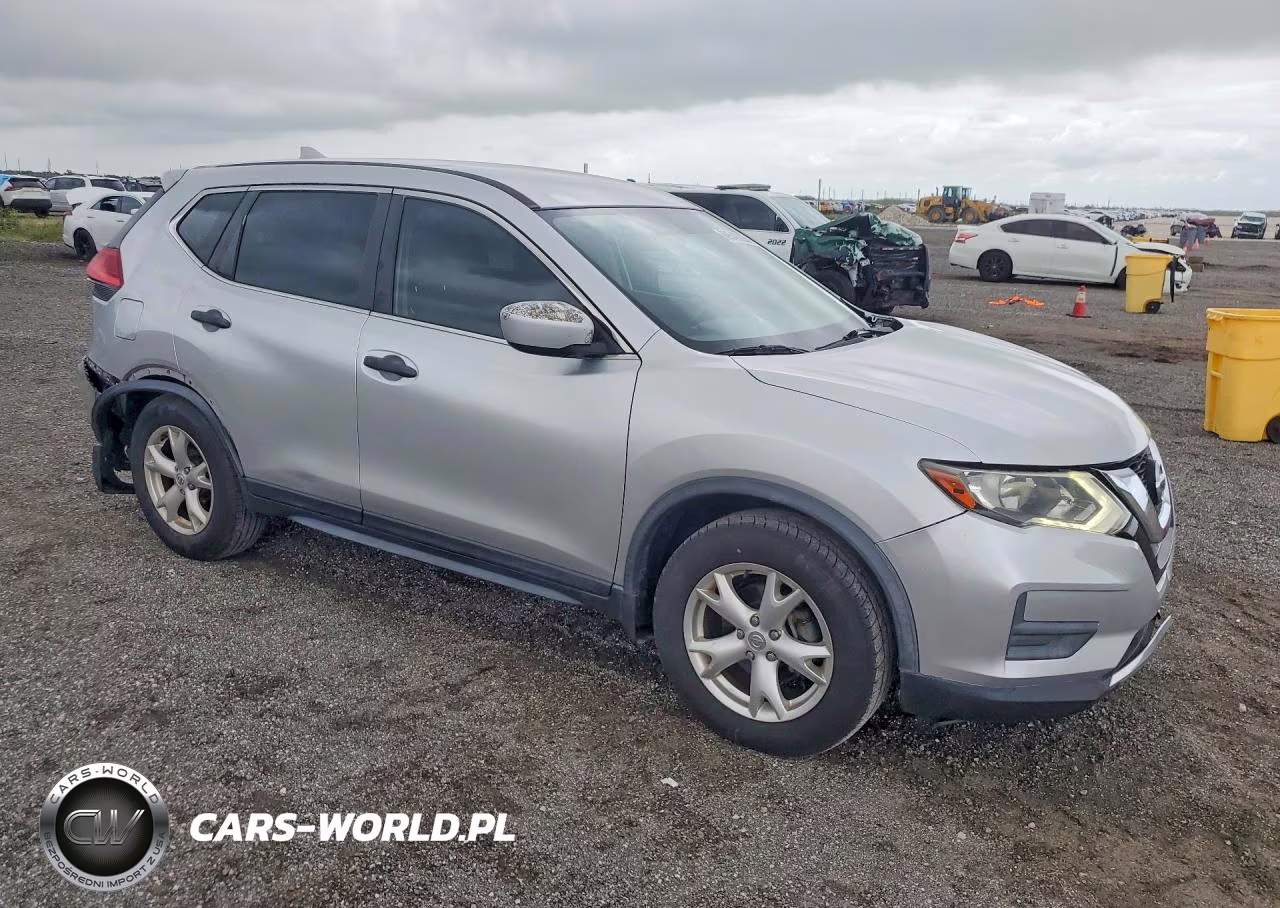2017 Nissan Rogue S VIN:JN8AT2MT0HW383723 - 4