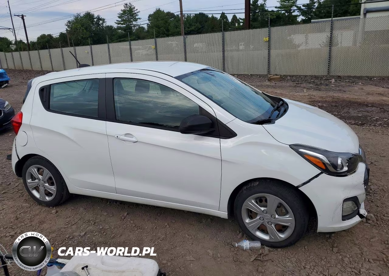 2019 Chevrolet Spark Ls VIN:KL8CB6SA9KC817557 - 4