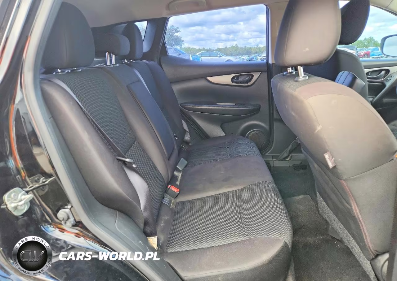 2018 Nissan Rogue Sport S VIN:JN1BJ1CP5JW187242 - 11