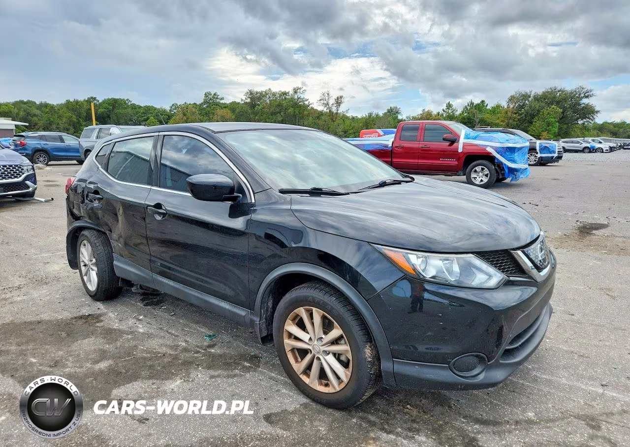 2018 Nissan Rogue Sport S VIN:JN1BJ1CP5JW187242 - 4