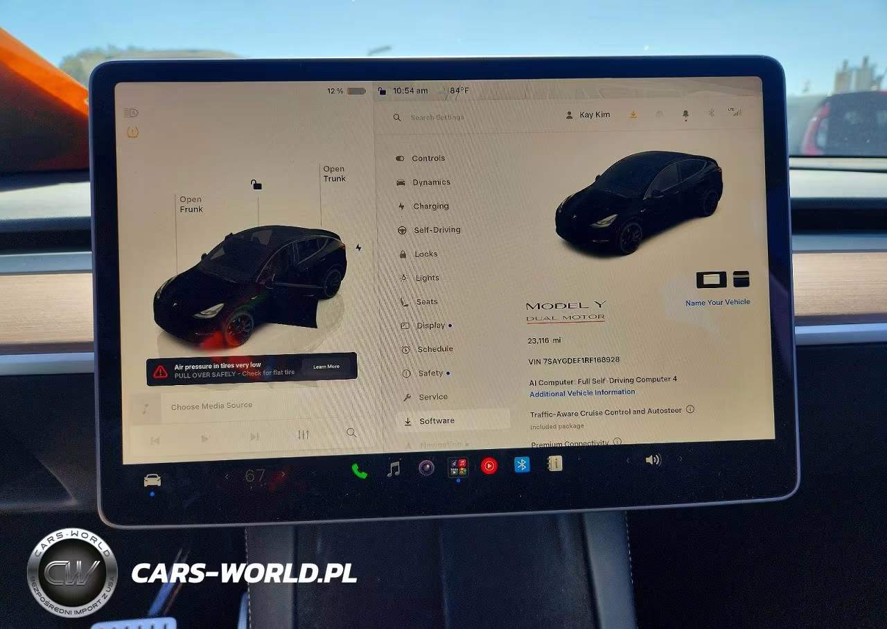 2024 Tesla Model Y VIN:7SAYGDEF1RF168928 - 9
