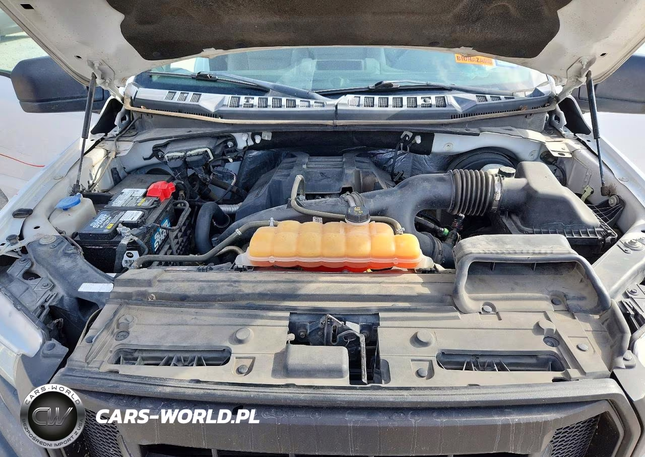 2016 Ford F150 VIN:1FTMF1CP2GKF10055 - 11