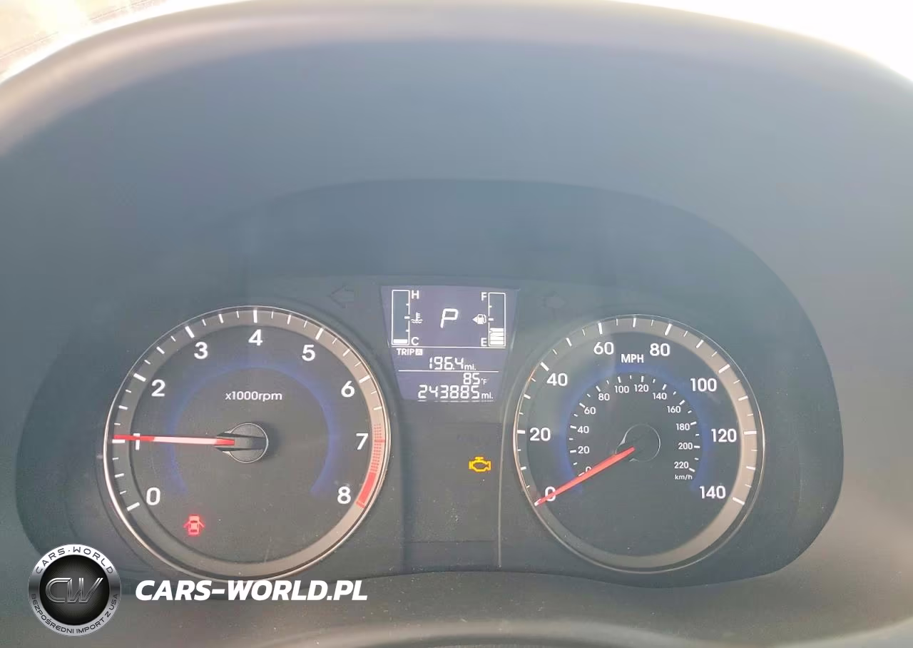 2015 Hyundai Accent Gls VIN:KMHCT4AE1FU796356 - 9