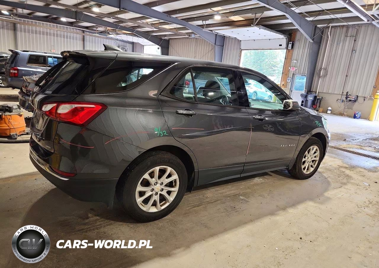 2018 Chevrolet Equinox Ls VIN:2GNAXREV4J6328160 - 3