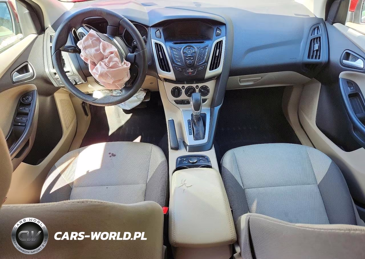 2014 Ford Focus Se VIN:1FADP3F27EL461263 - 8