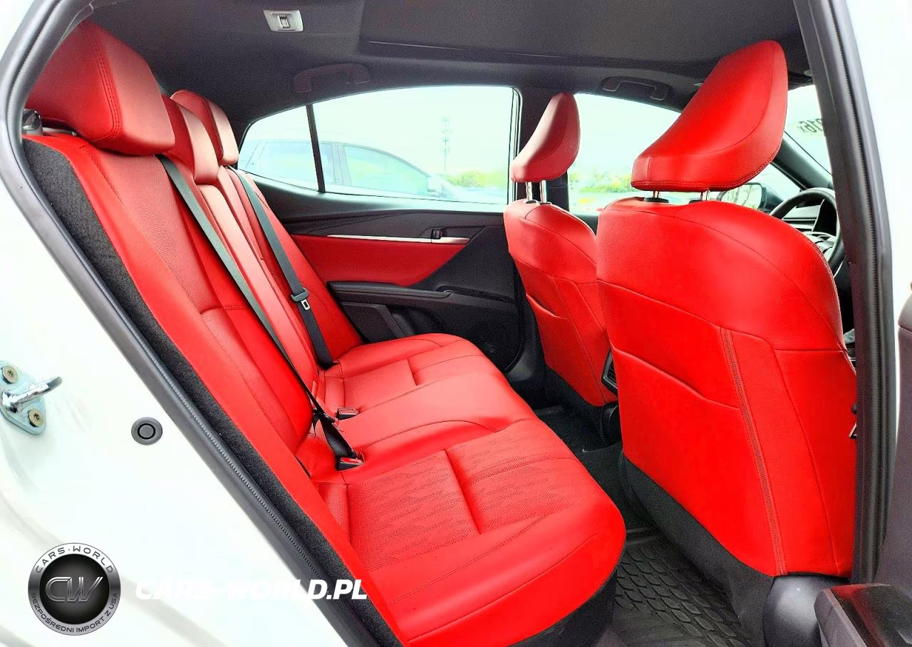 2025 Toyota Camry Xse VIN:4T1DBADK4SU023348 - 10