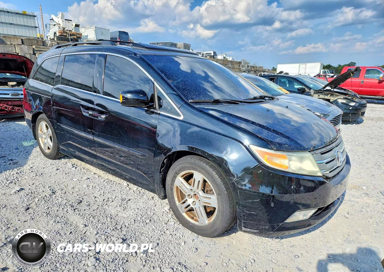 2011 Honda Odyssey Touring VIN:5FNRL5H91BB037674 - 4