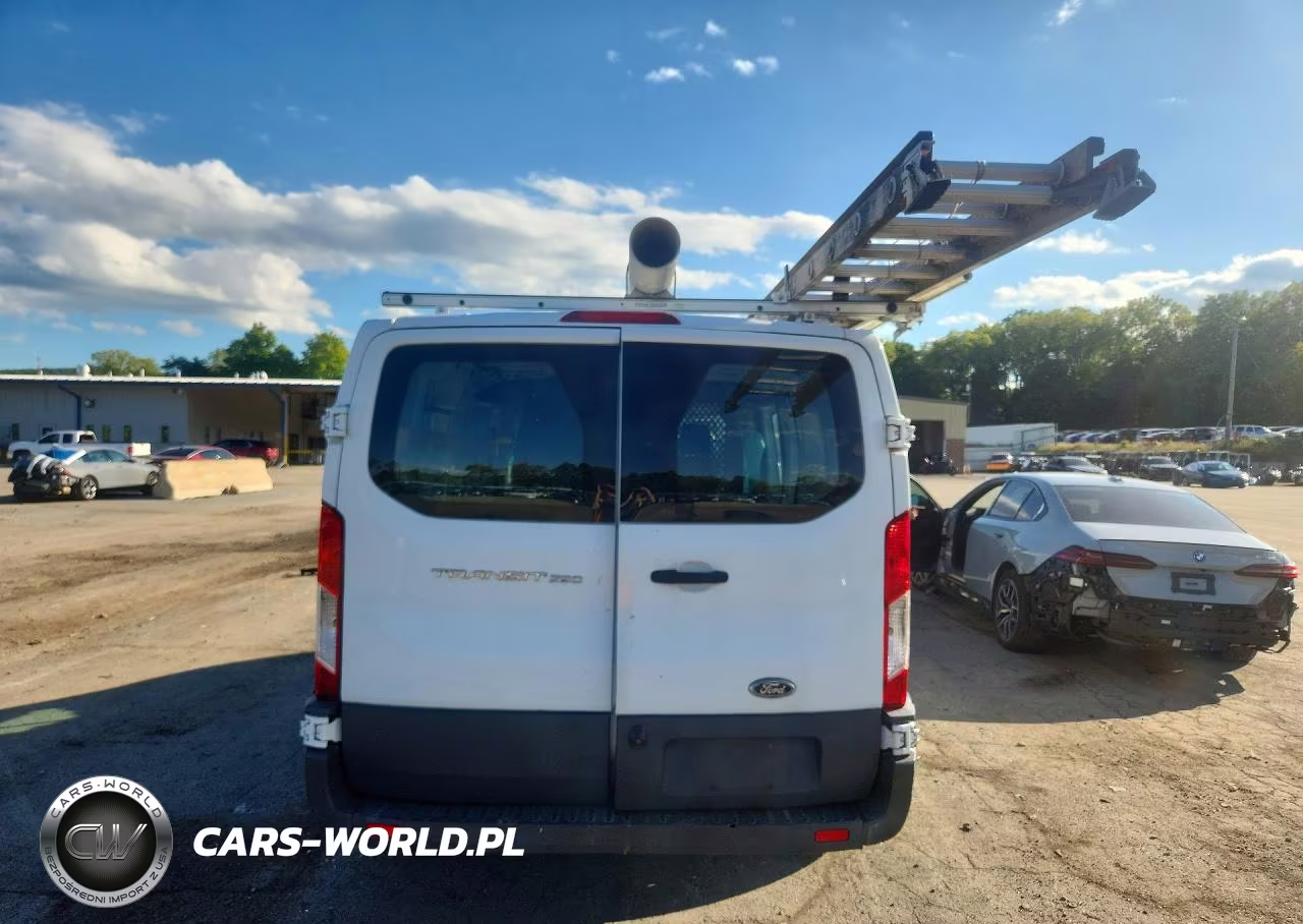 2017 Ford Transit T-250 VIN:1FTYR1ZM4HKB10389 - 6
