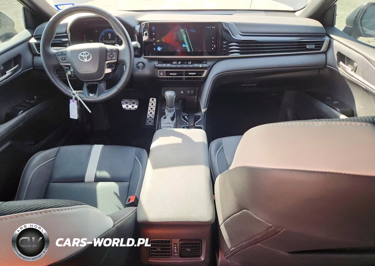 2026 Toyota Camry Se VIN:4T1DAACK1TU675575 - 8