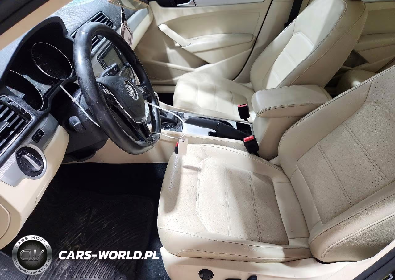 2019 Volkswagen Passat Wolfsburg VIN:1VWLA7A34KC003803 - 7