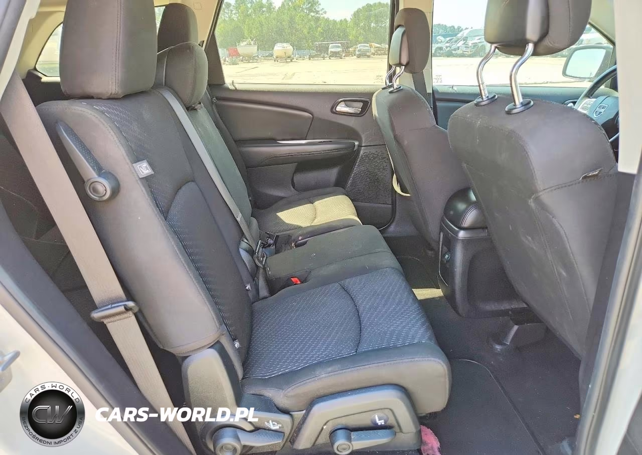 2018 Dodge Journey Se VIN:3C4PDCAB7JT242003 - 11