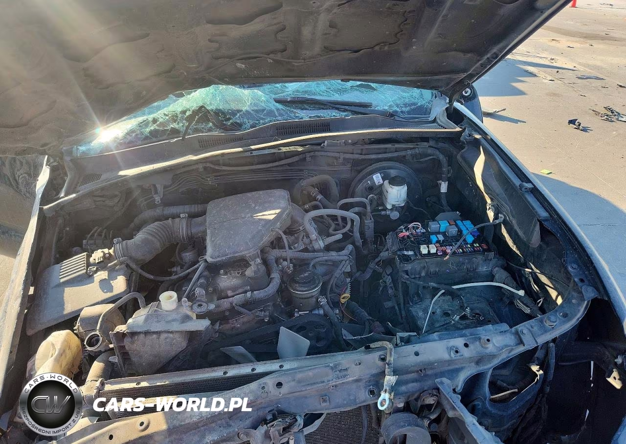 2018 Toyota Tacoma Sr VIN:5TFRX5GN7JX131694 - 11