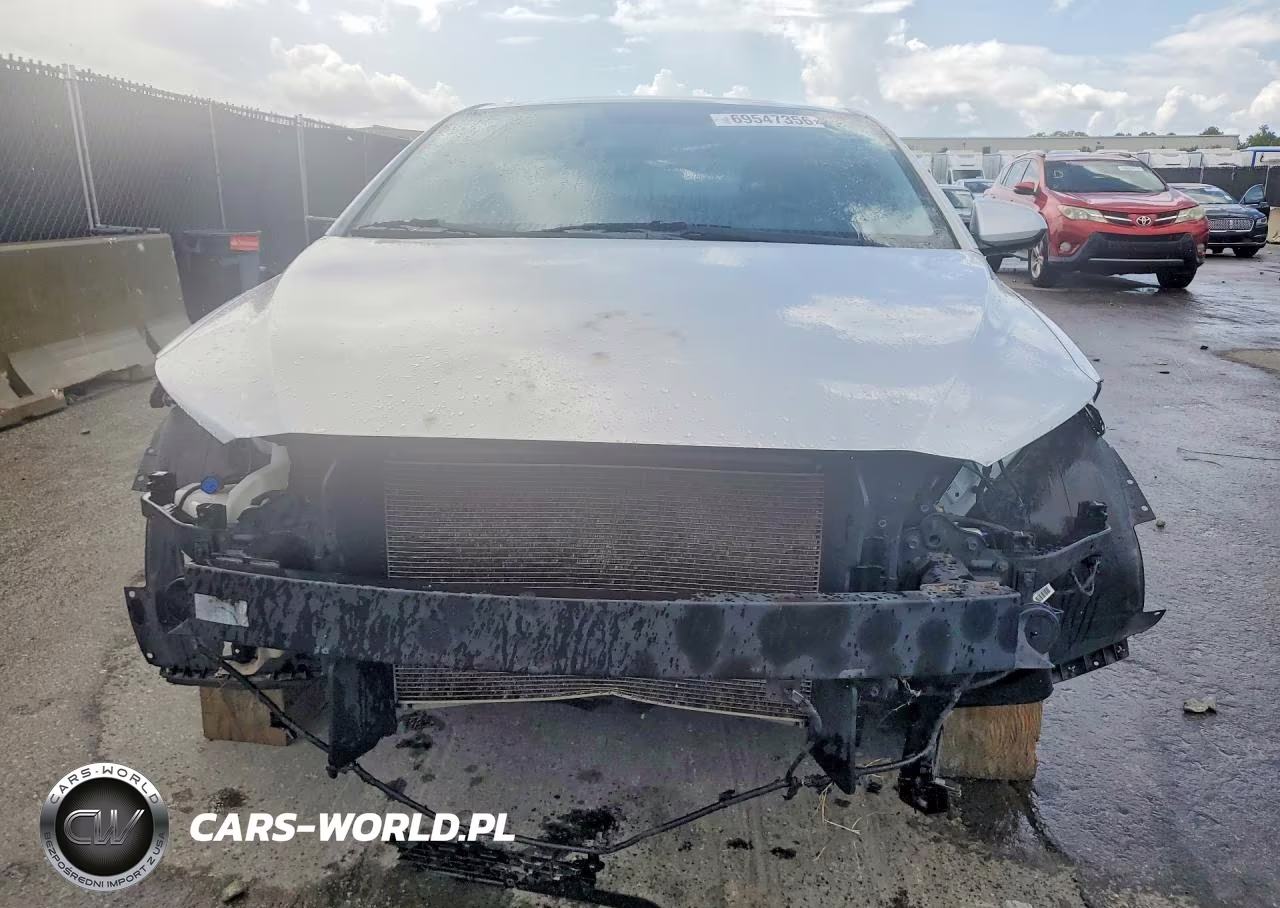 2018 Hyundai Elantra Sel VIN:5NPD84LF5JH284232 - 5