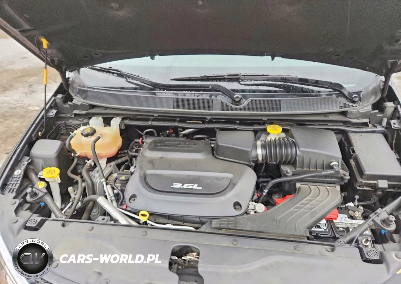 2018 Chrysler Pacifica Touring L VIN:2C4RC1BG8JR292227 - 12