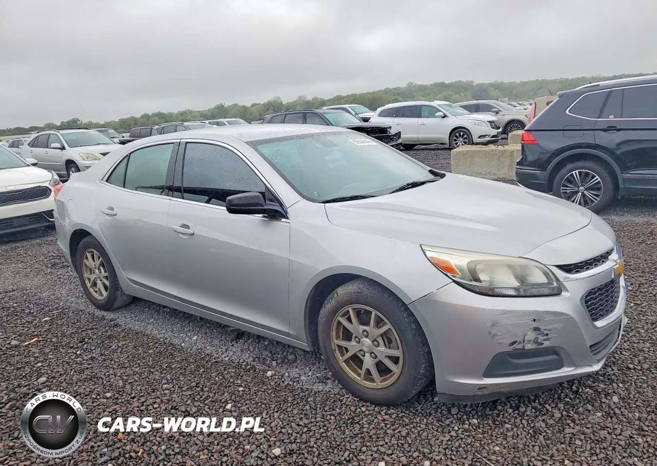 2014 Chevrolet Malibu Ls VIN:1G11A5SL0EF153772 - 4