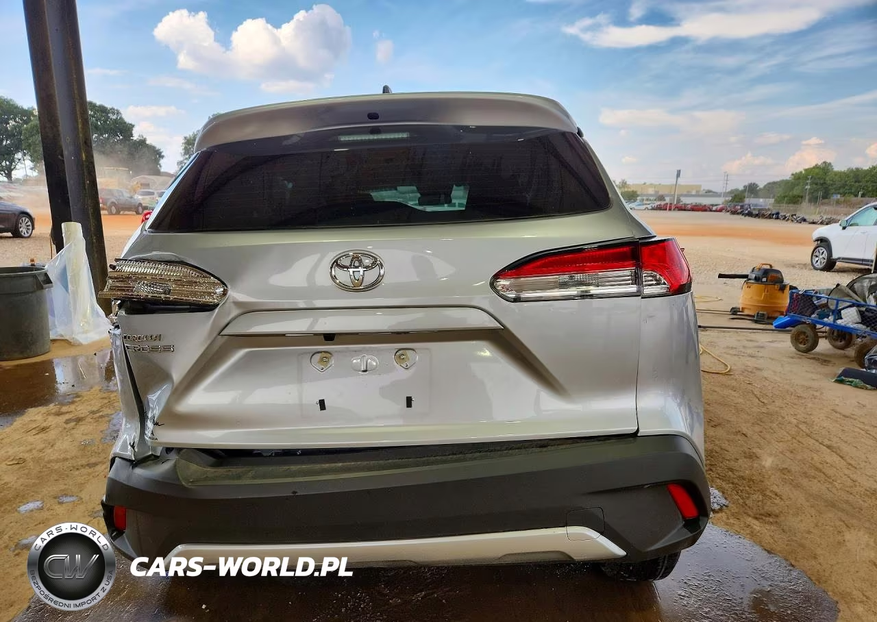 2025 Toyota Corolla Cross L VIN:7MUAAAAG8SV133226 - 6