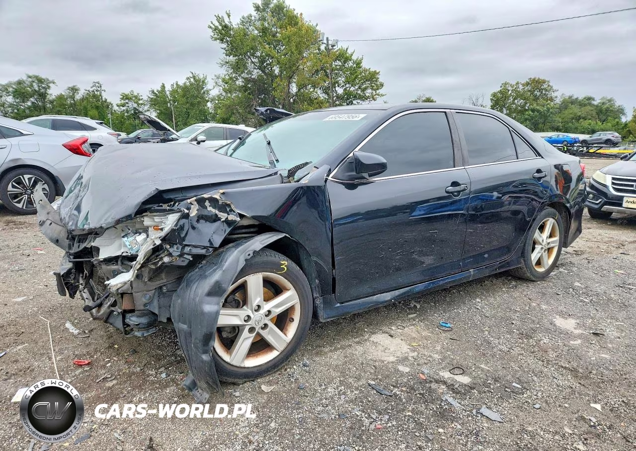 2014 Toyota Camry Se – zdjęcie 1 z 12