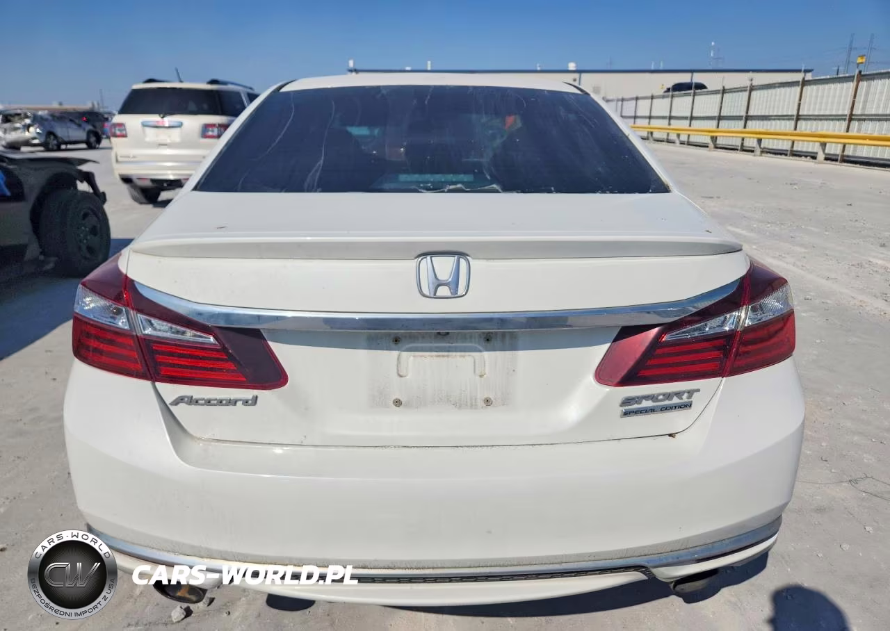 2017 Honda Accord Sport Special Edition VIN:1HGCR2F13HA057332 - 6