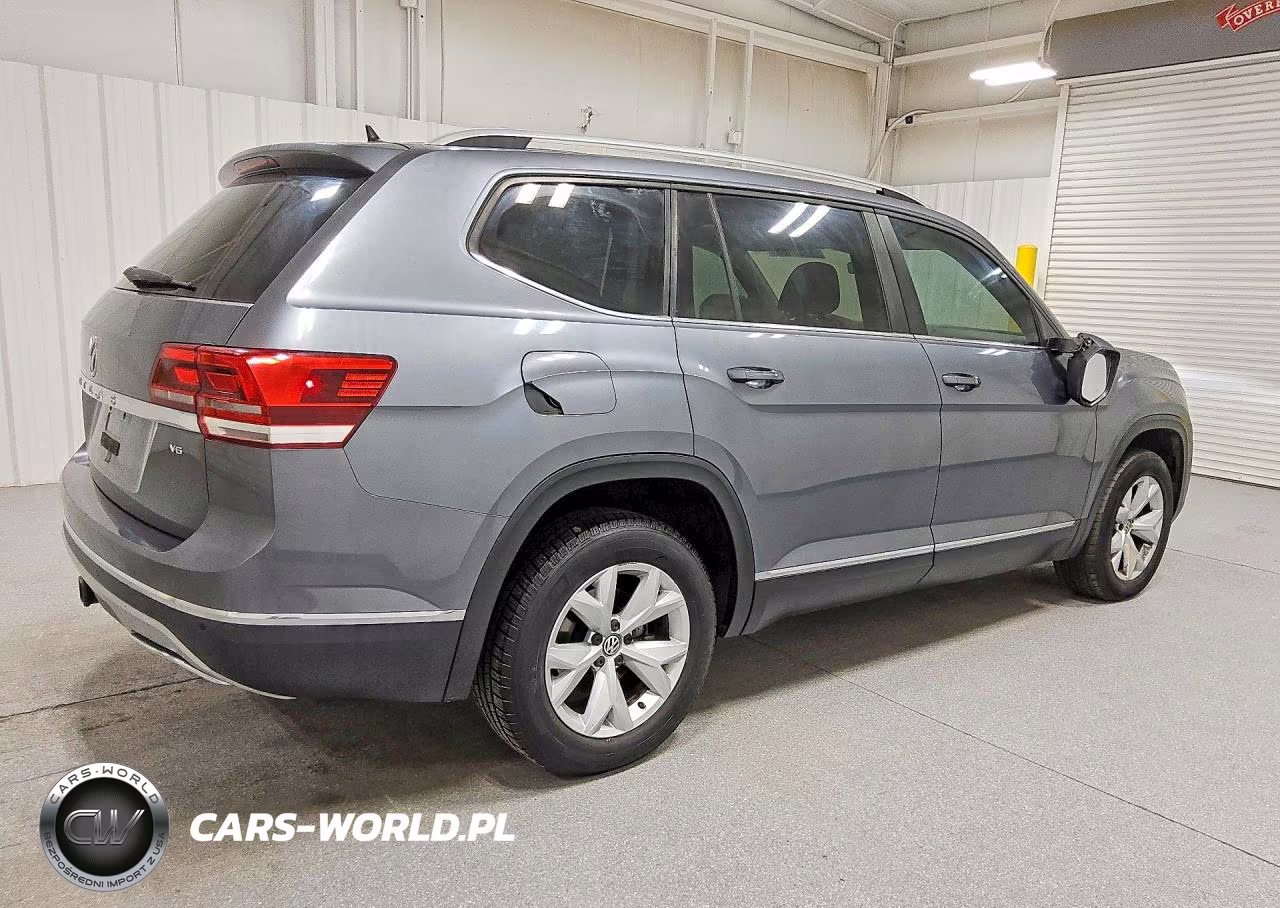 2018 Volkswagen Atlas Sel VIN:1V2ER2CA4JC528585 - 3