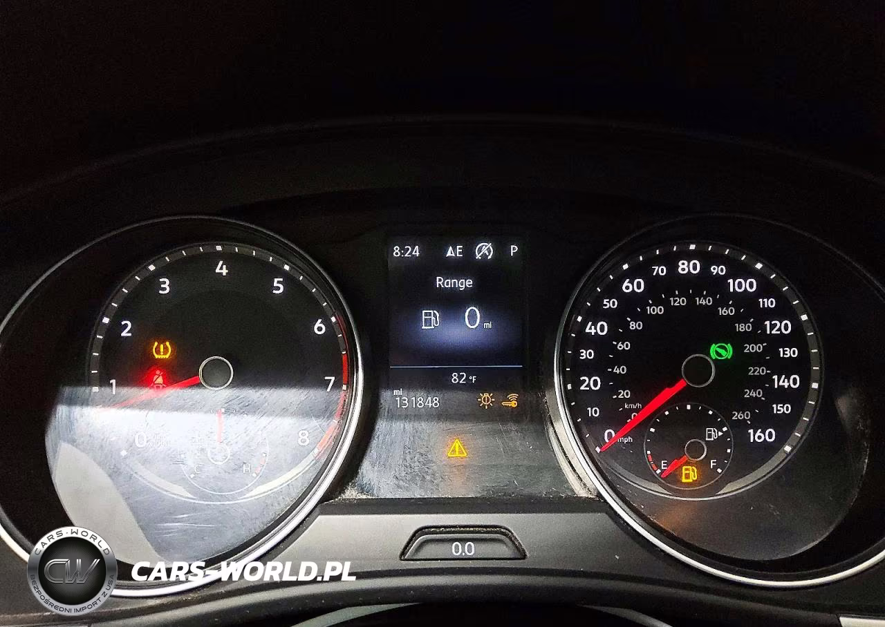2018 Volkswagen Atlas Sel VIN:1V2ER2CA4JC528585 - 9