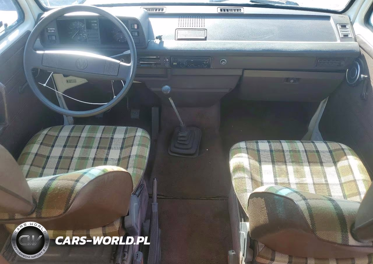 1982 Volkswagen Vanagon Campmobile VIN:WV2ZA0258CH078000 - 8