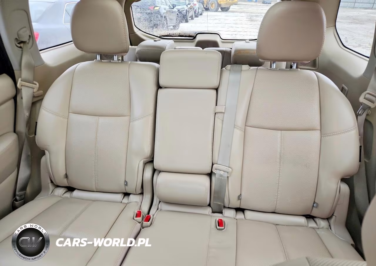 2018 Nissan Pathfinder Platinum VIN:5N1DR2MM3JC653773 - 10