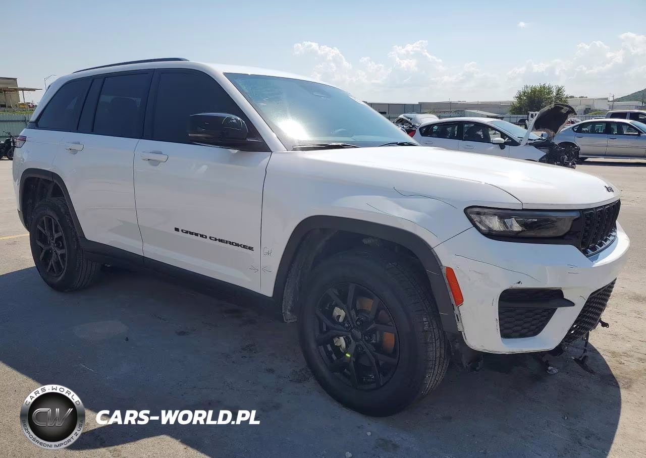 2025 Jeep Grand Cherokee Laredo VIN:1C4RJHAG5SC329423 - 4