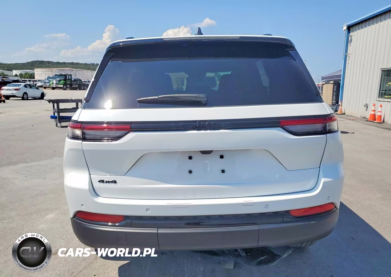 2025 Jeep Grand Cherokee Laredo VIN:1C4RJHAG5SC329423 - 6