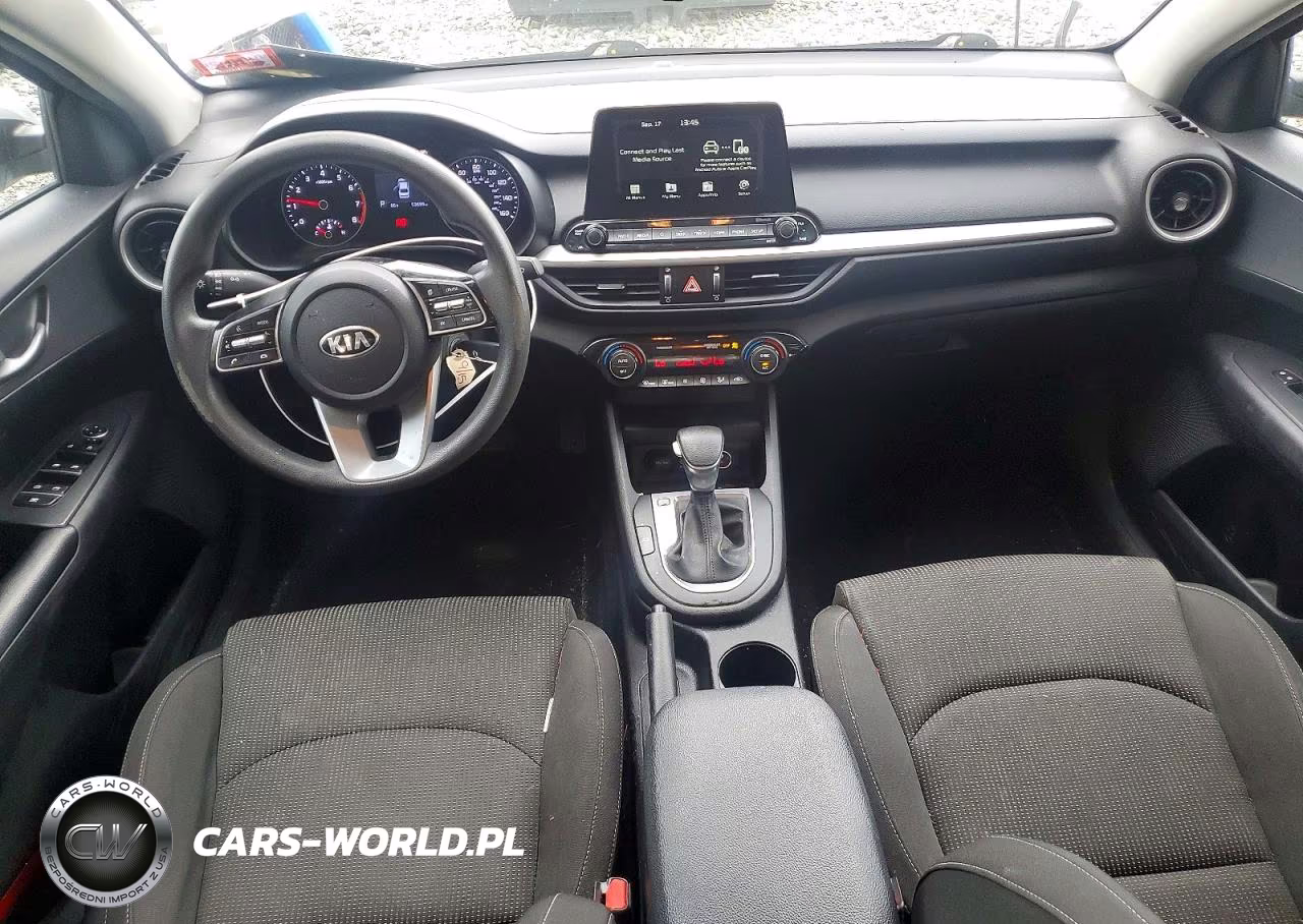 2019 Kia Forte Lxs VIN:3KPF24AD6KE131425 - 8