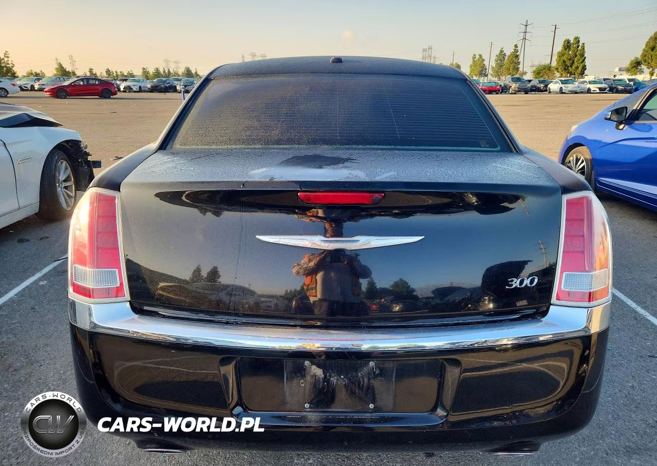 2013 Chrysler 300 VIN:2C3CCAAG3DH576175 - 6