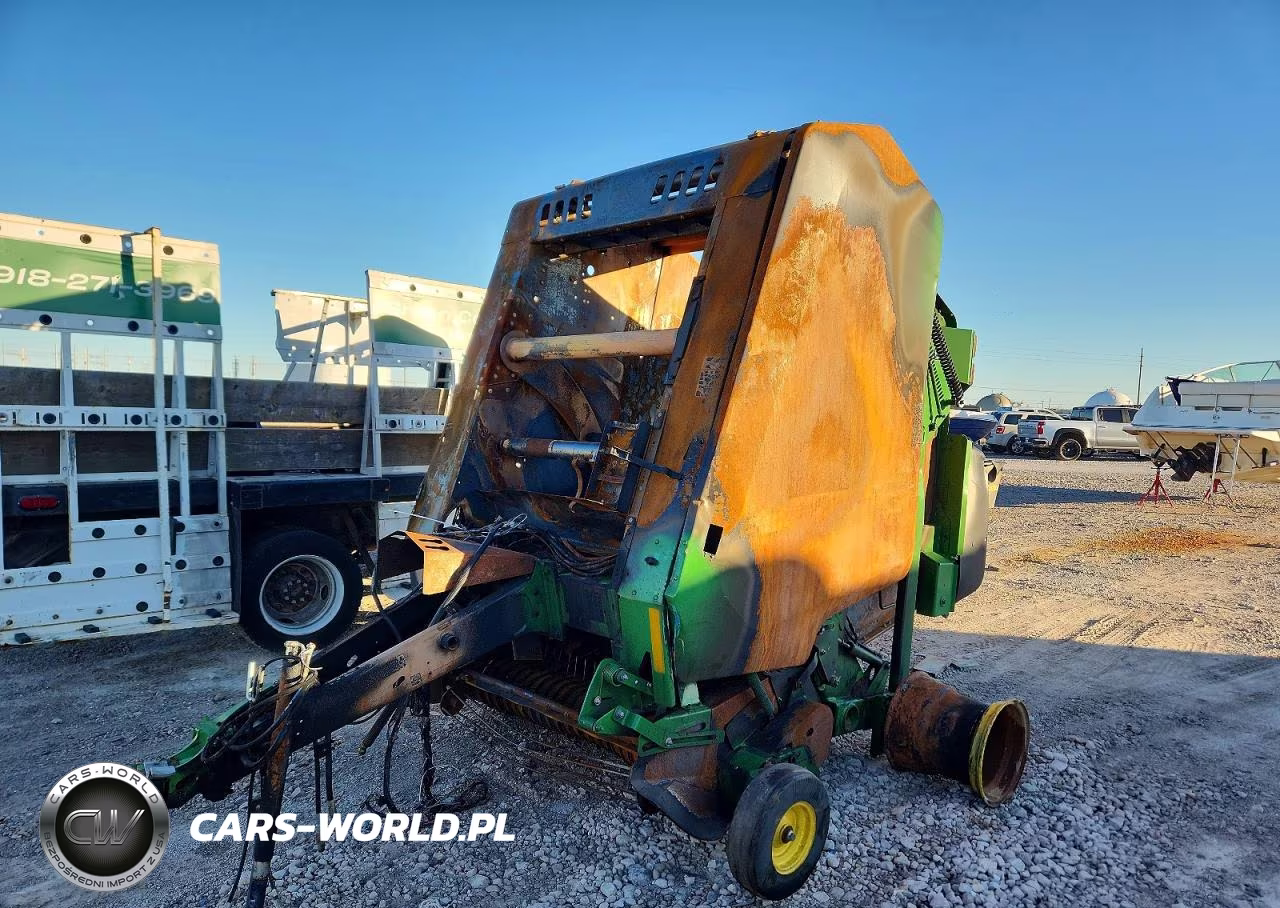2024 John Deere Round Baler VIN:1E0461MDPRR503834 - 10