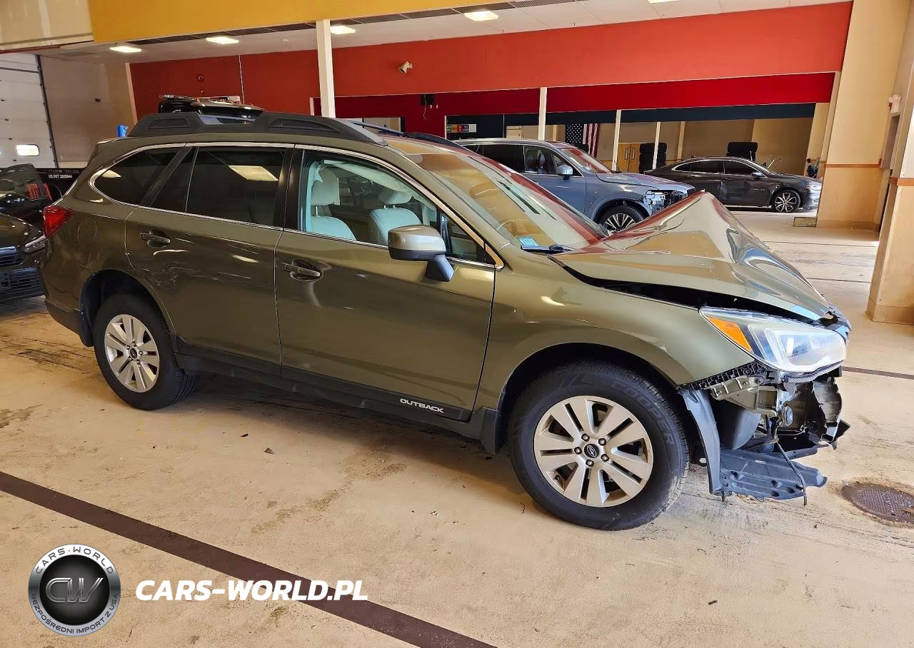 2015 Subaru Outback 2.5I Premium VIN:4S4BSACCXF3360362 - 4