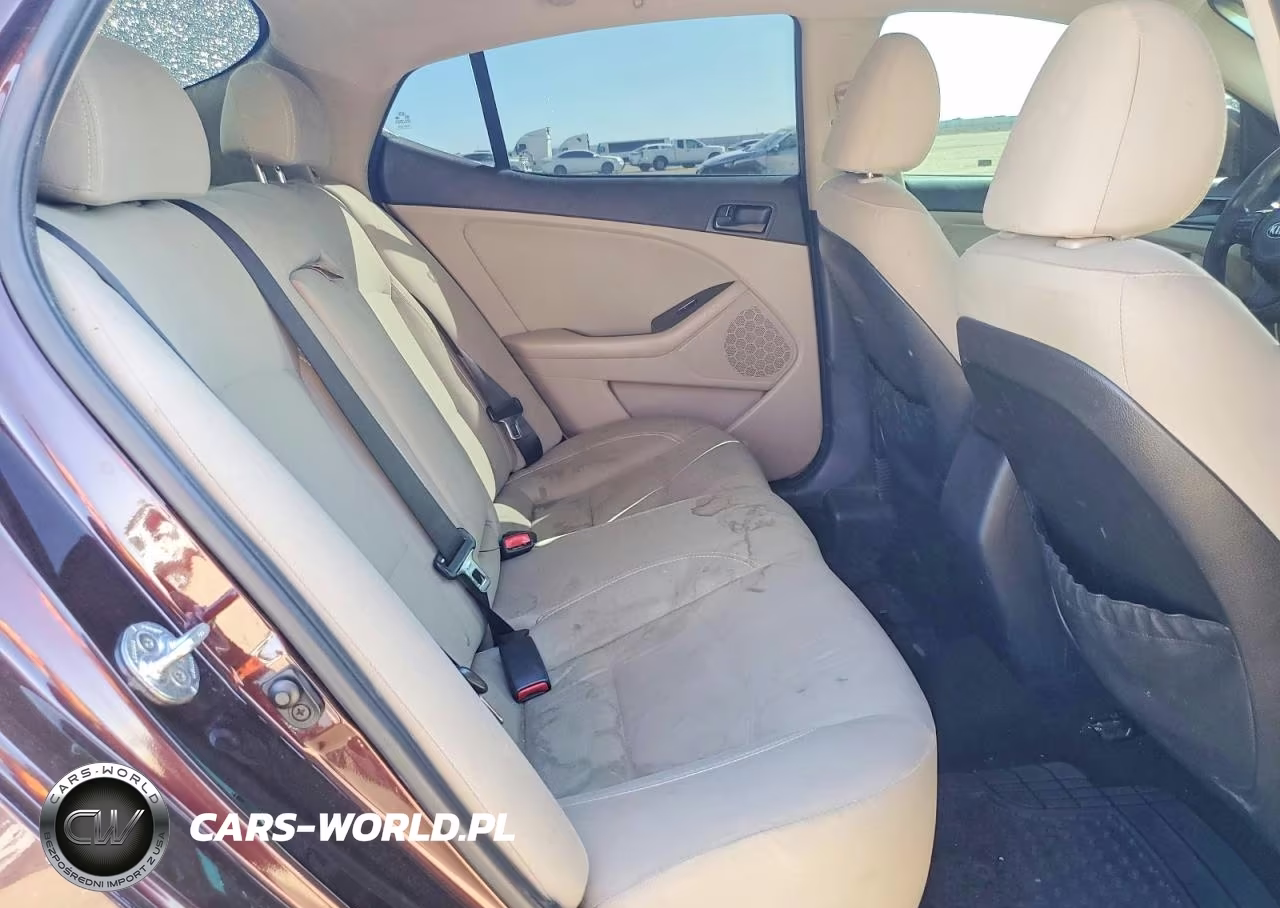 2015 Kia Optima Lx VIN:5XXGM4A78FG440240 - 10
