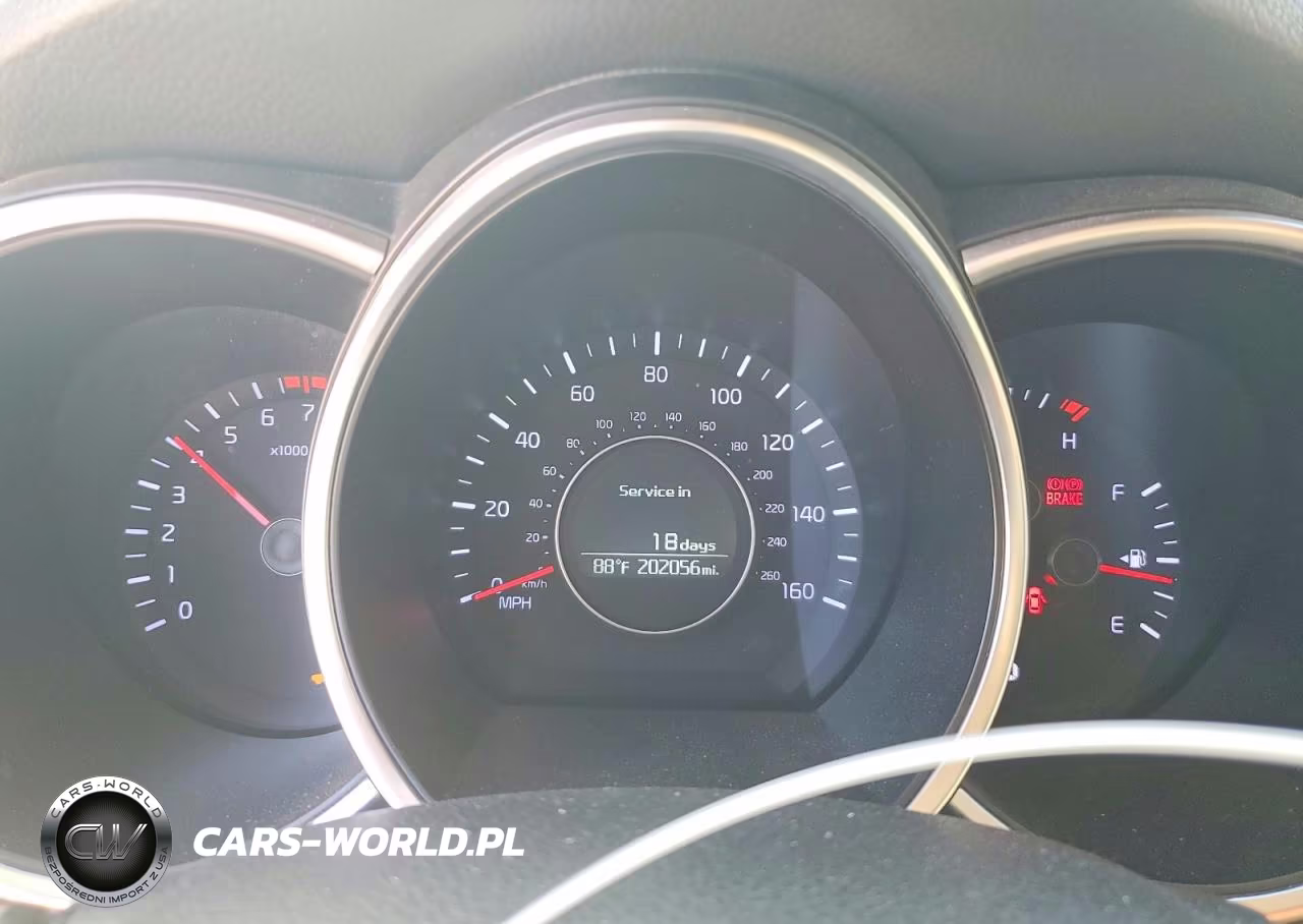2015 Kia Optima Lx VIN:5XXGM4A78FG440240 - 9